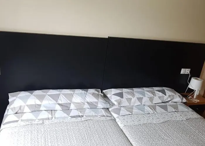 Noja 2 ゲストハウス オ・ペドロウソ